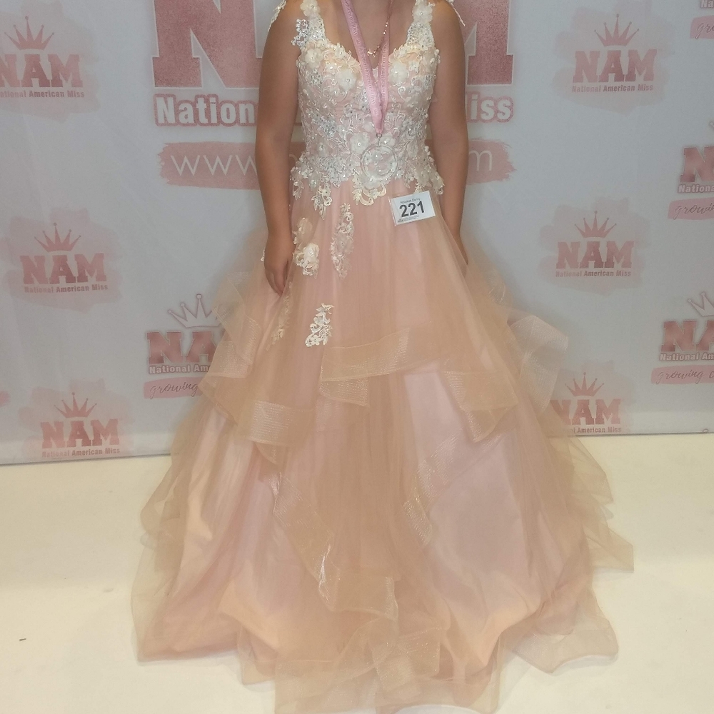 Pink Formal Gown. Size 0. Fits like 4. Corset back.